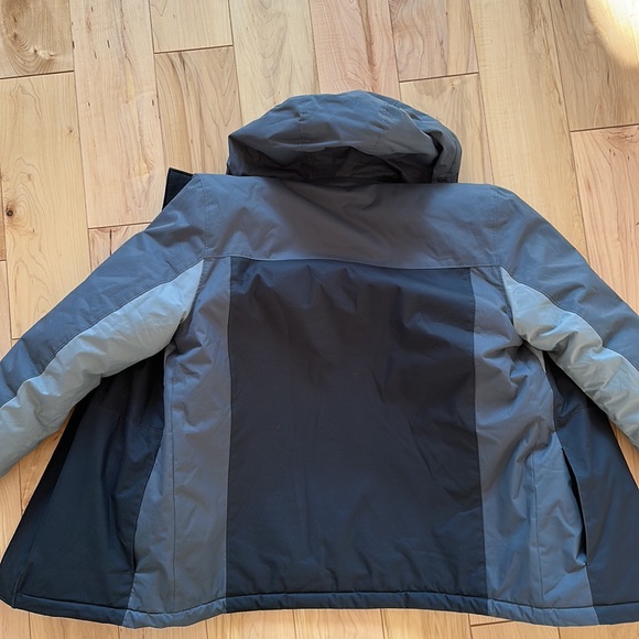 UnderArmour boys size Large winter 2 in 1 jacket. - Picture 4 of 4